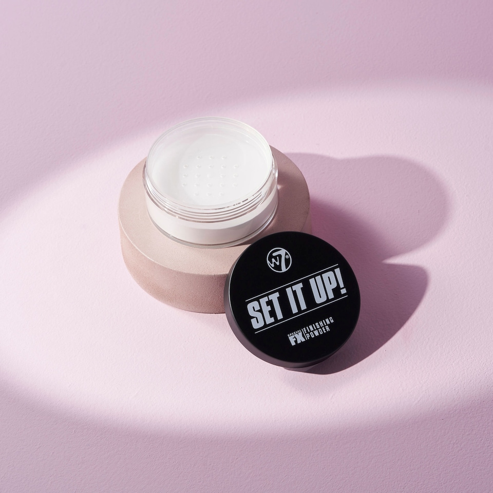 image 1 of W7 Set It Up Finishing Powder 20G