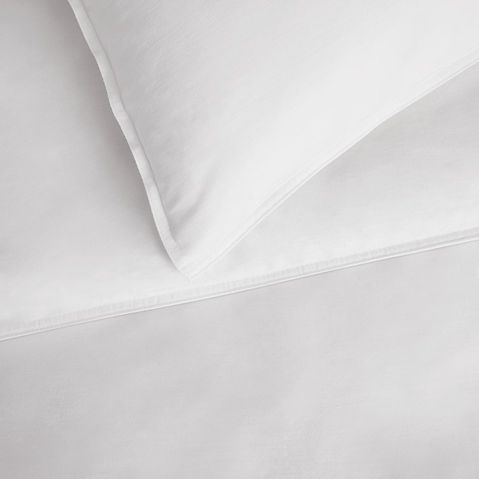 image 1 of Tesco White 100% Cotton Oxford Edge Duvet Set Super King