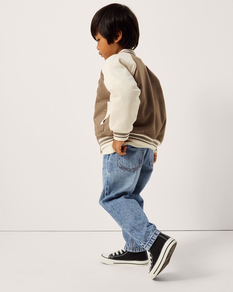 image 1 of F&F Boys Cotton Rich Loose Fit Jeans in Blue