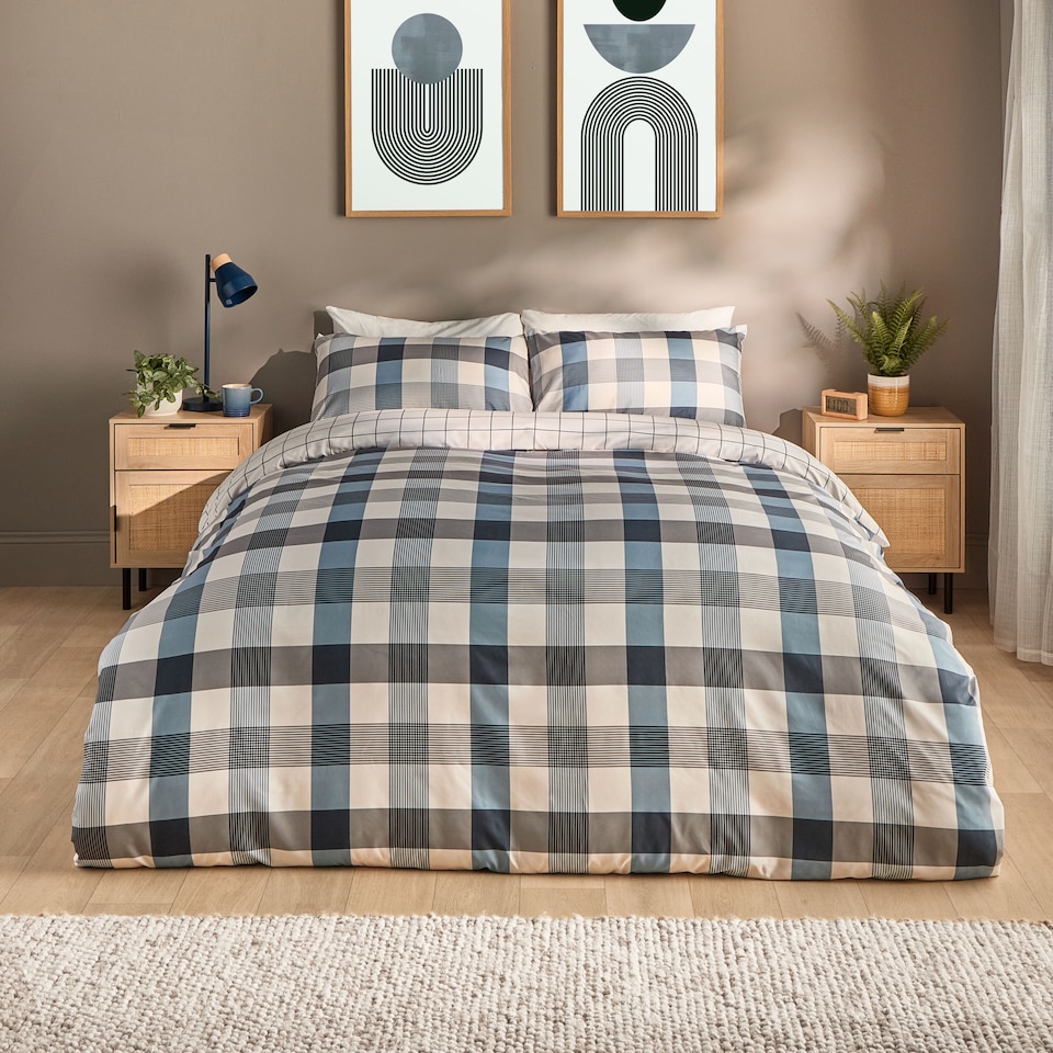 image 1 of  Silentnight Supersoft Check Duvet Set Single 