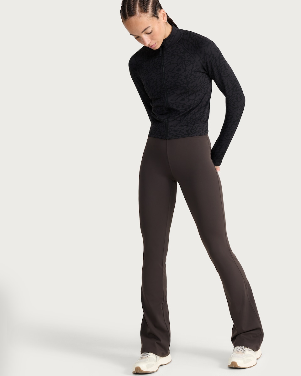 image 1 of F&F Active ULTRASTRETCH High Waisted Flared Leggings in Chocolate