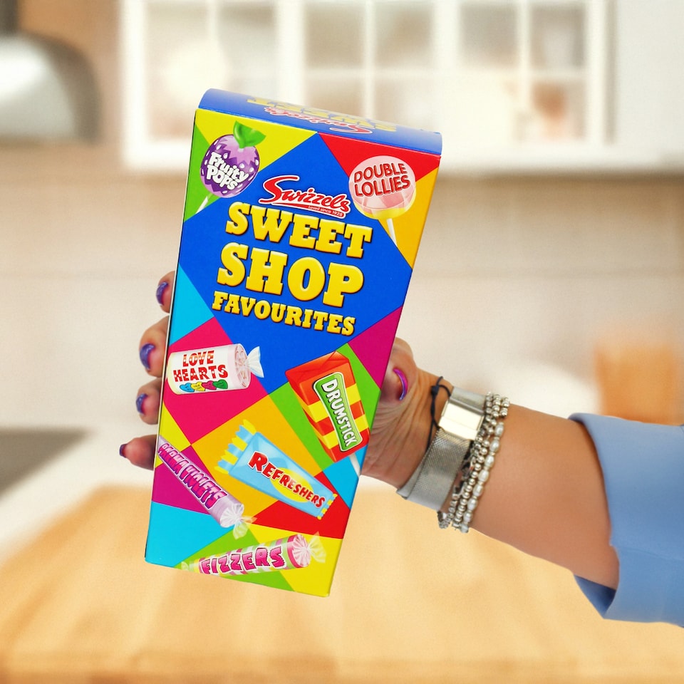 image 1 of Sweet Shop Favourites Gift Box 324G