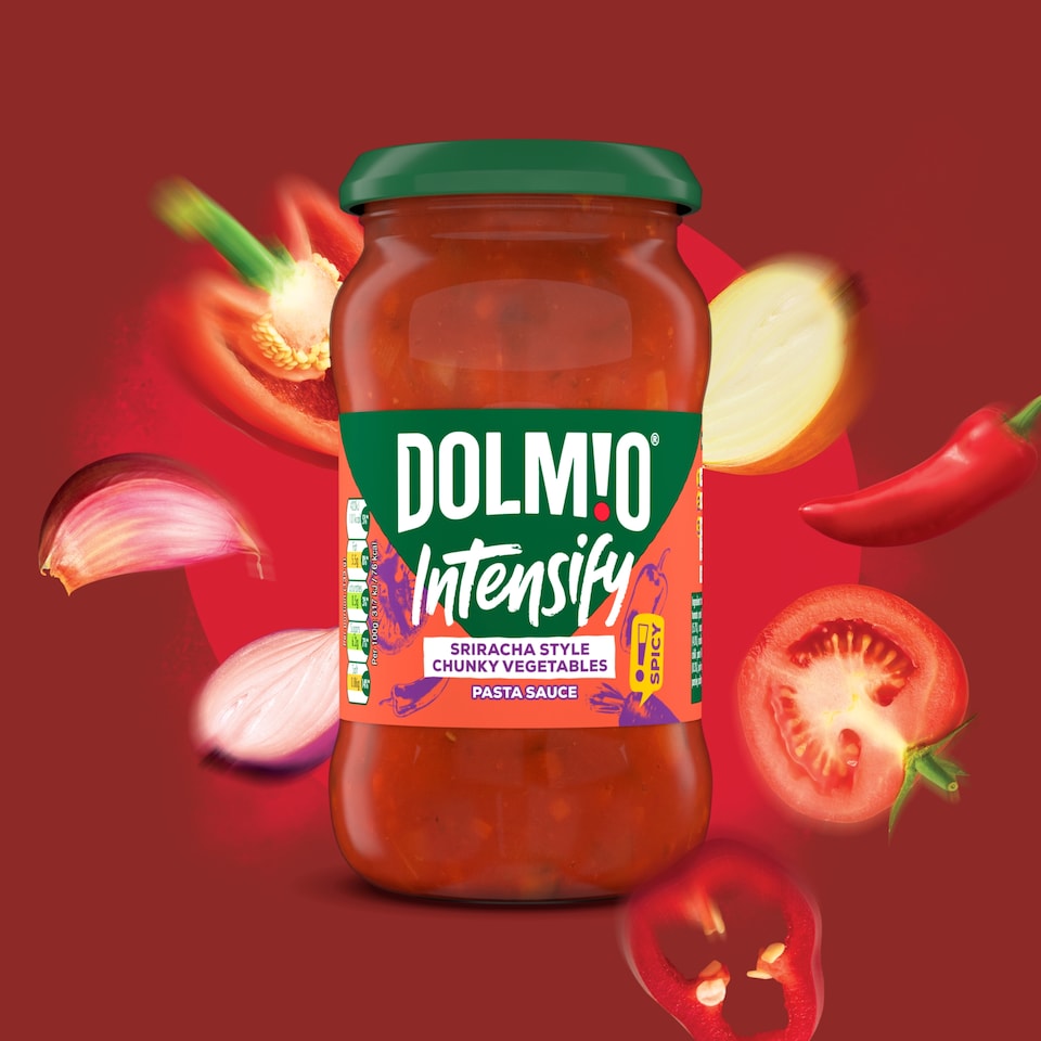 image 1 of Dolmio Intensify Pasta Sauce Spicy Sriracha Style Chunky Vegetables 400g