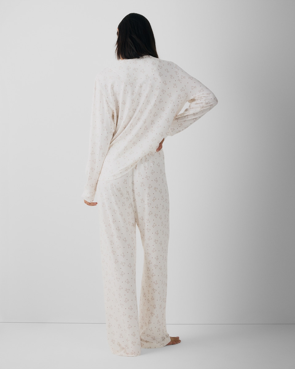 image 1 of F&F Textured Bear Print Pyjama Set in Cream