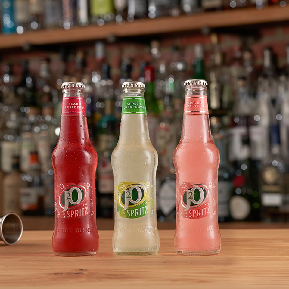 image 1 of J2O Spritz Sparkling Apple & Elderflower 4x275ml