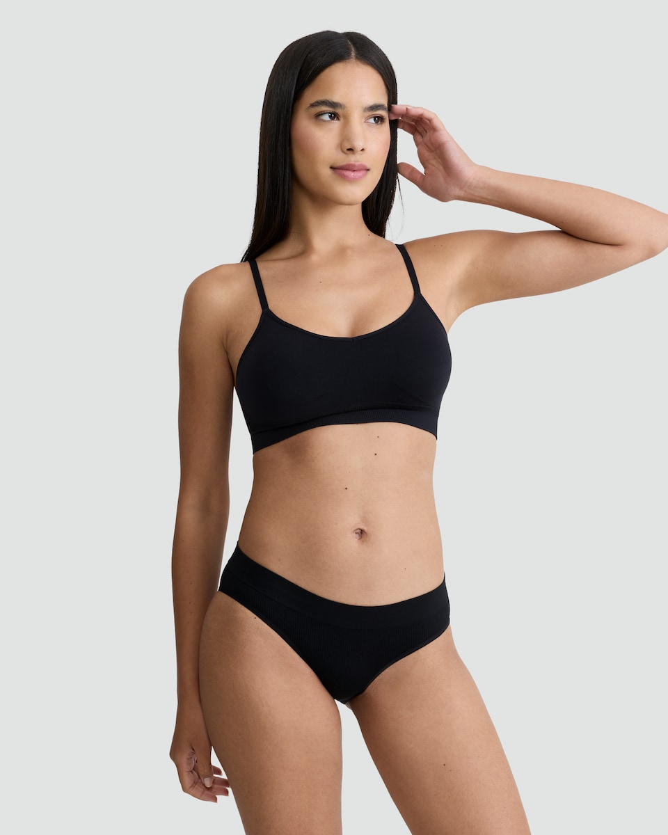 image 1 of F&F 3-Pack Ribbed Seamless Contour Crop Tops in Multi