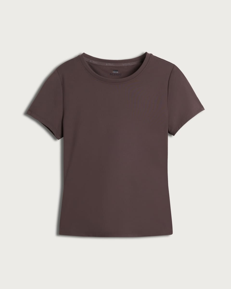 F&F Active EVERYHOUR Short Sleeved T-Shirt in Chocolate