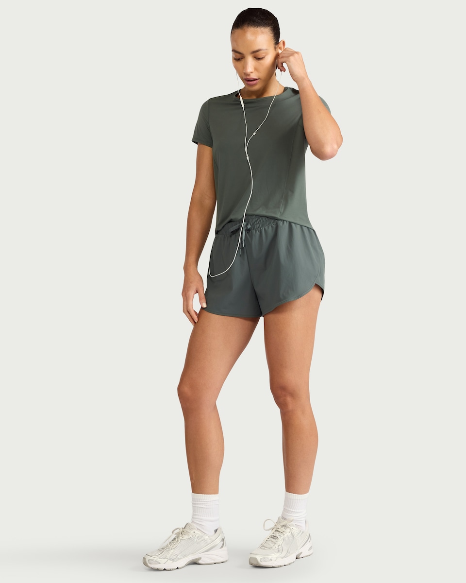 image 1 of F&F Active ULTRARUN Shorts in Green