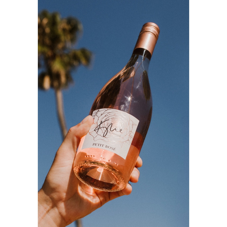 image 1 of Kylie Minogue Petit Rose 75cl
