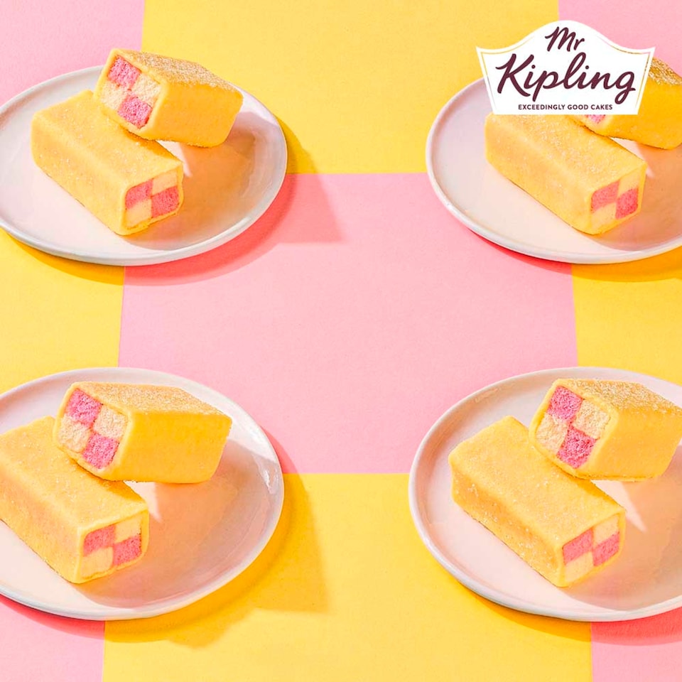 image 1 of Mr Kipling Mini Battenbergs - Apricot and Almond 5 Pack