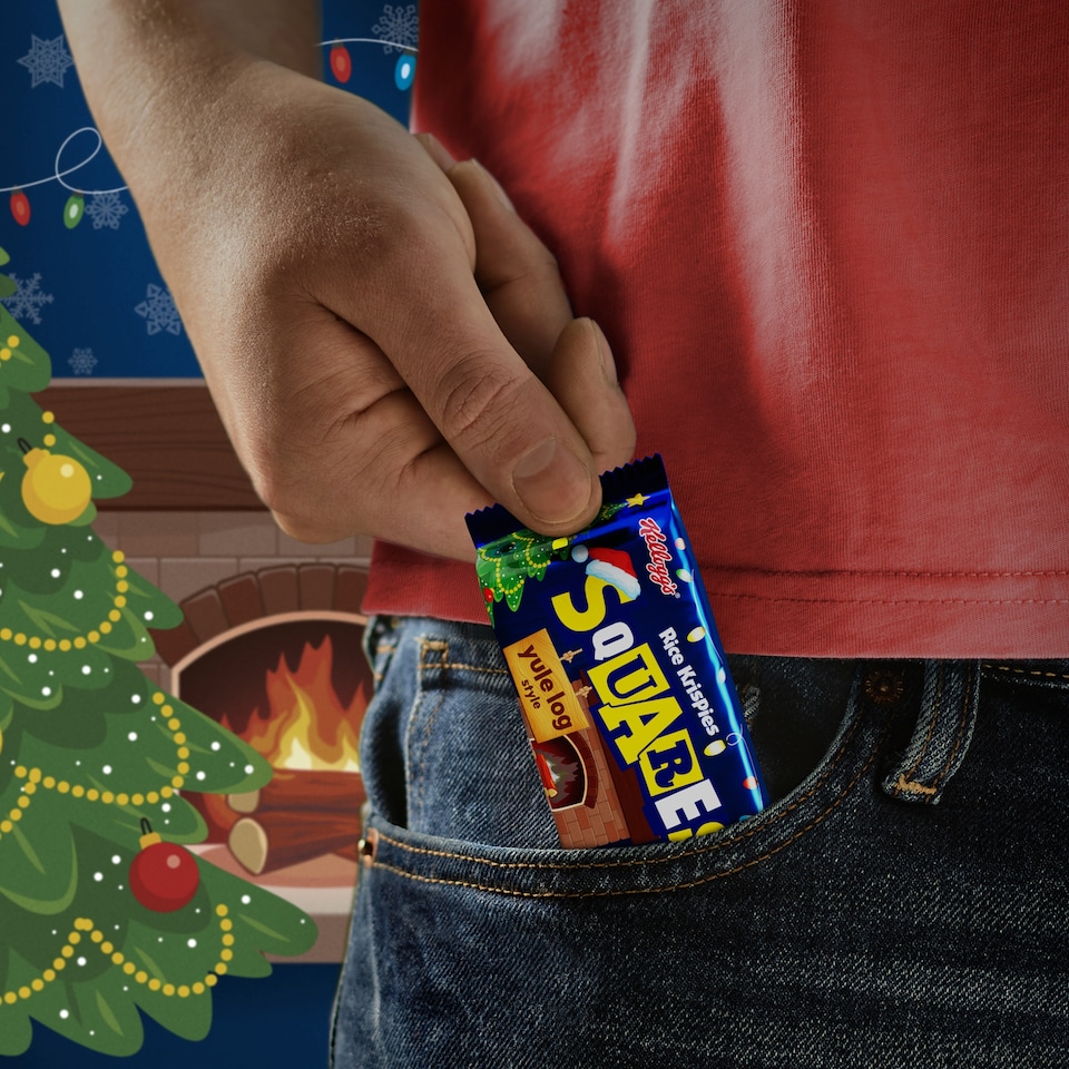 image 1 of Kellogg's Rice Krispies Squares Yule Log Flavour Multipack 4x29g