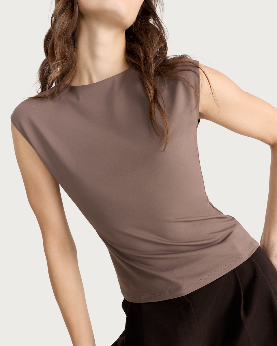 image 1 of F&F Polyamide Sleeveless Top in Chocolate