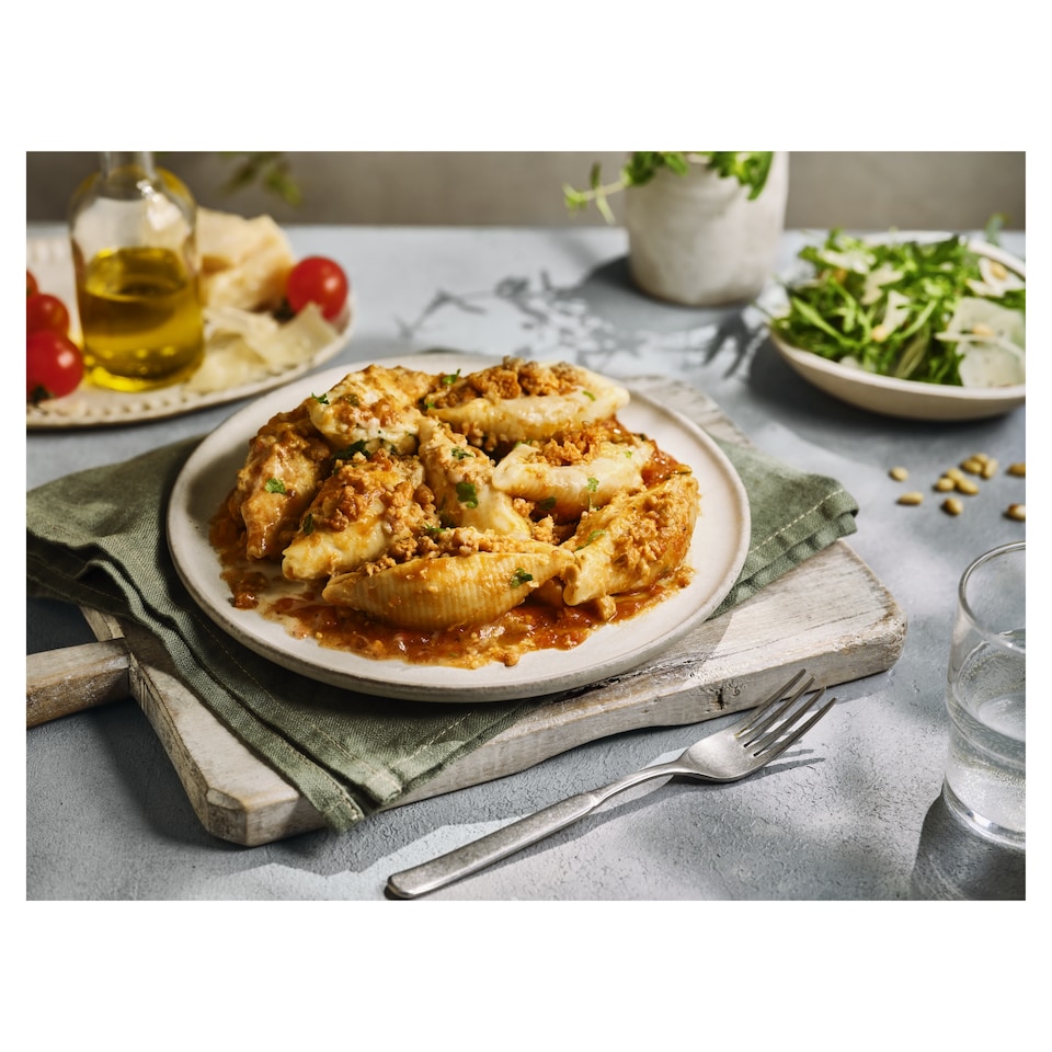 image 1 of Tesco Finest Pork Sausage Ragu With Pasta 400G