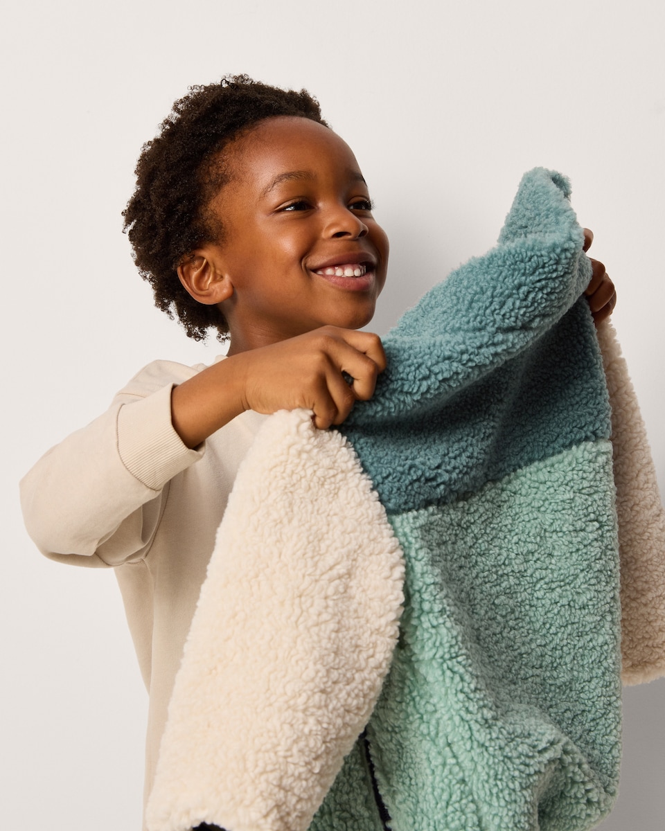 image 1 of F&F Boys Fleece Colour Block Jacket in Teal