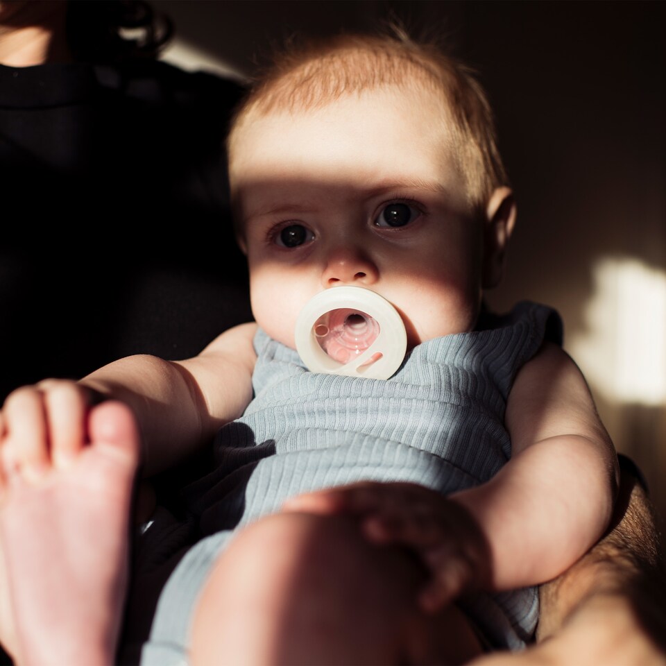 image 1 of Tommee Tippee Breast-Like 6-18 Month Soother 2 Pack
