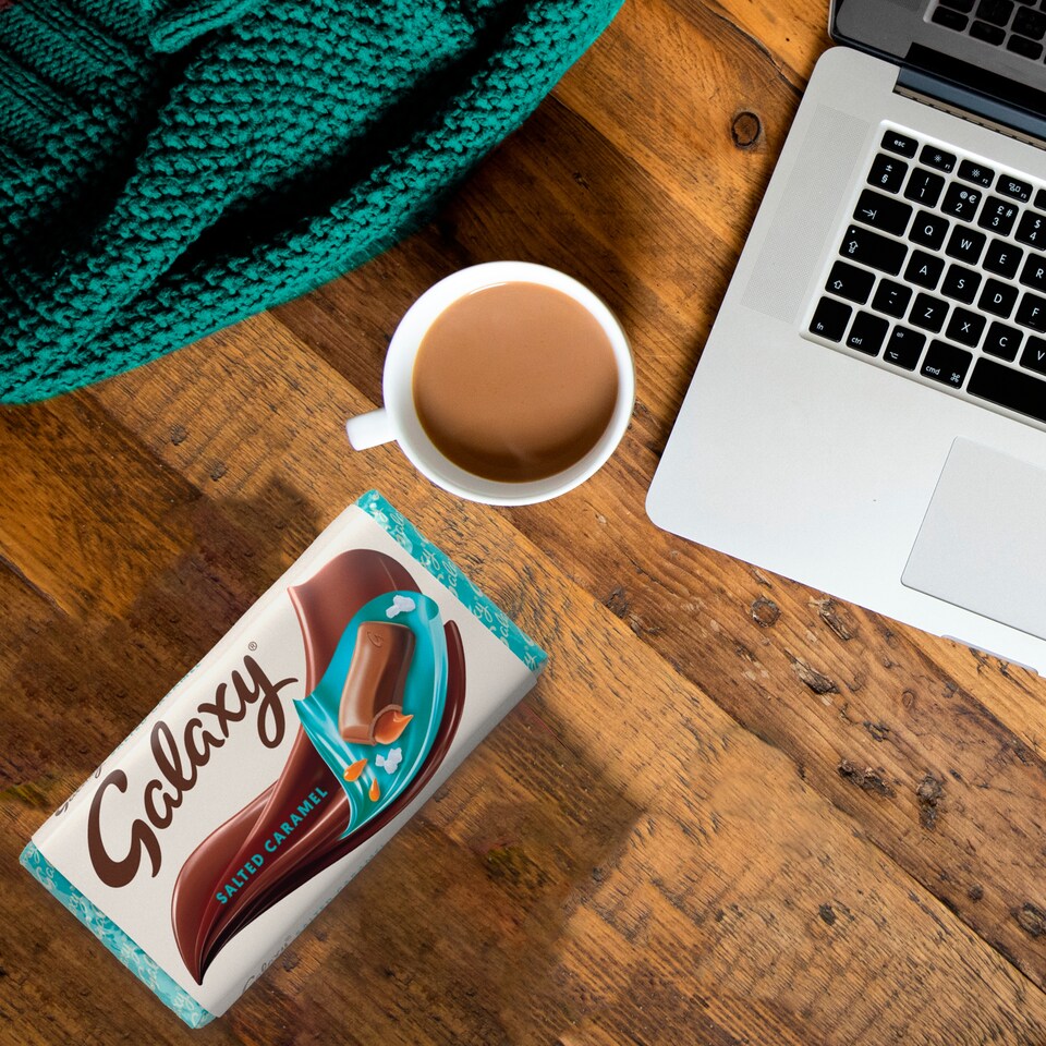 image 1 of Galaxy Salted Caramel & Milk Chocolate Bar 135g