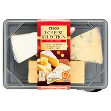 Tesco 3 Cheese Selection 210g