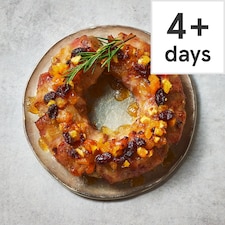 68. Tesco Finest Pork & Leek Stuffing Wreath with Apple Glaze 693g (Serves 10)