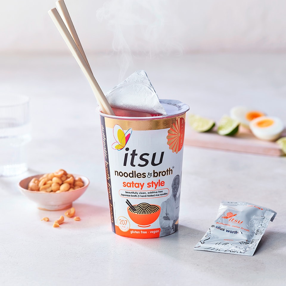 image 1 of itsu satay style instant noodles & broth pot  66g