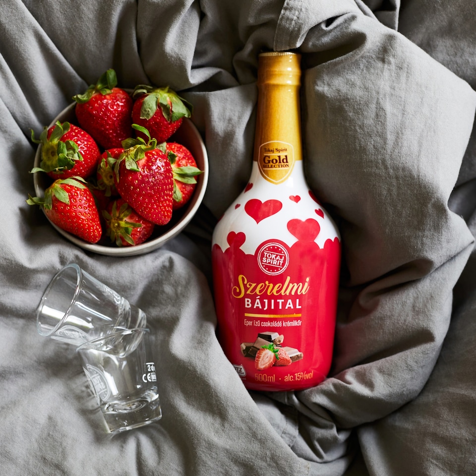 image 1 of Tokaj Spirit Gold Selection Szerelmi Bájital Strawberry Flavoured Chocolate Cream Liqueur 15% 500 ml