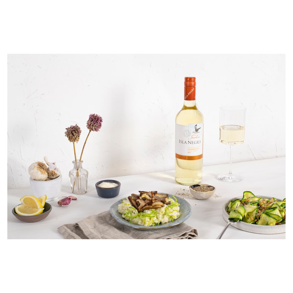 image 1 of Isla Negra Chardonnay/Px 75Cl
