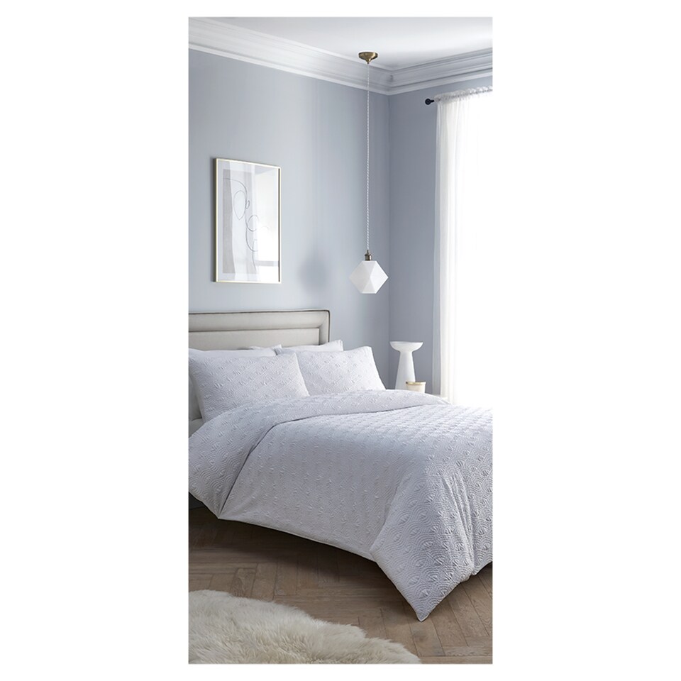 West Park White Heatset Duvet Set King Size