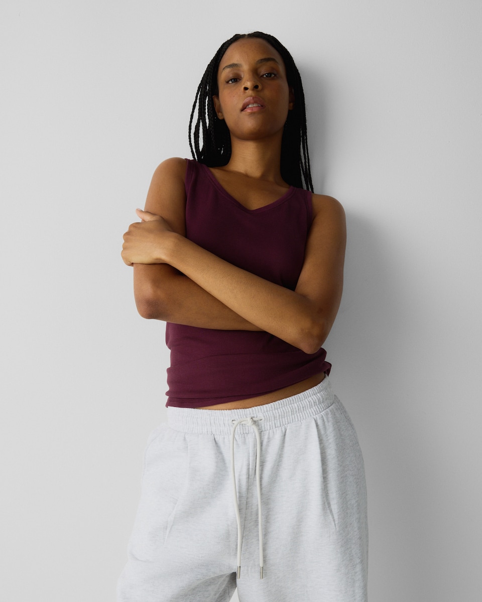 image 1 of F&F WARMPLUS™ Medium Warmth Thermal Vest in Purple