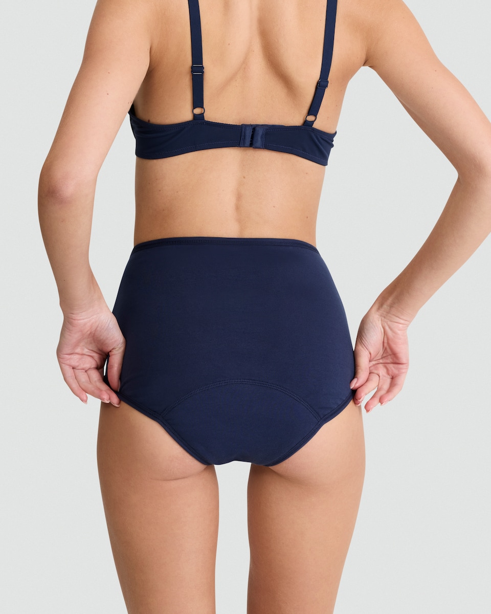 image 1 of F&F 3-Pack Heavy Absorbency Period Full Briefs in Multi