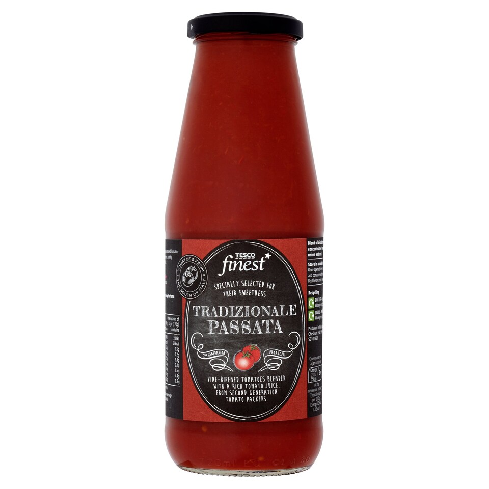 Tesco Finest Traditional Passata 680G