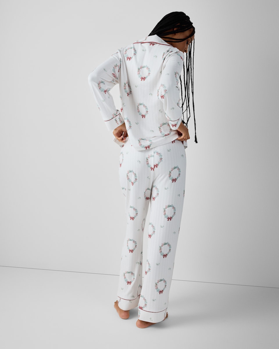 image 1 of Christmas Pointelle Wreath Revere Pyjama Set in Multi White