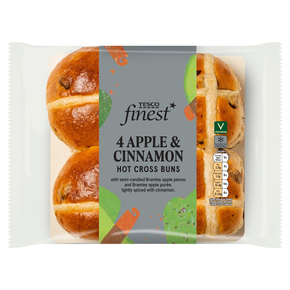 Tesco Finest Apple & Cinnamon Hot Cross Buns 4 Pack