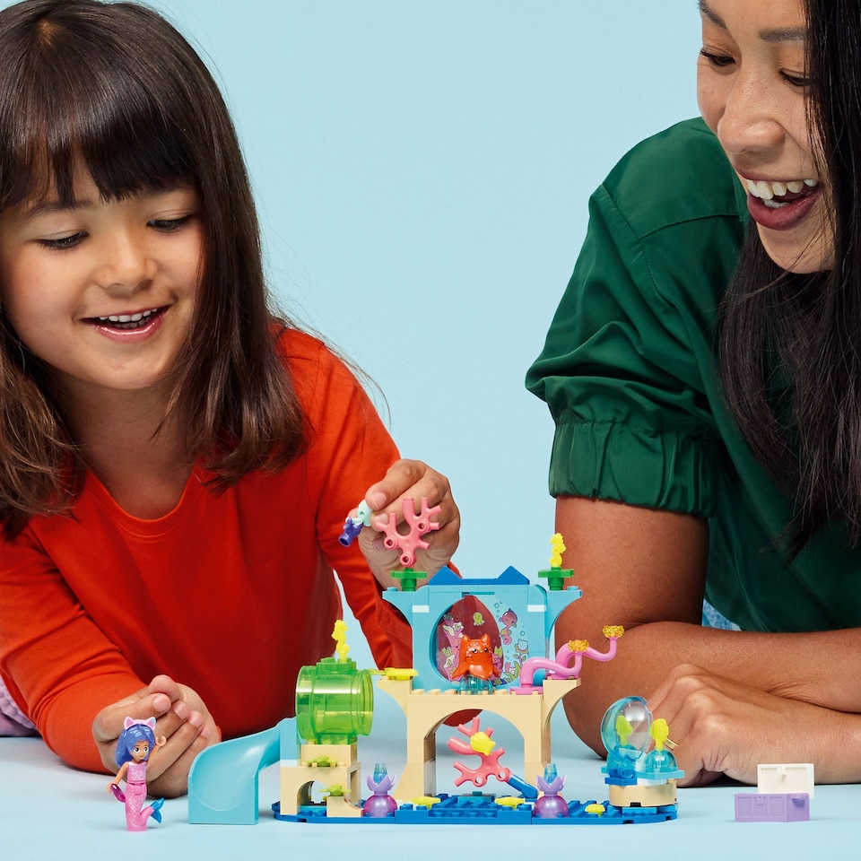 obrázok 1 z LEGO Gabinin kúzelný domček 11204 Morská víla Gabby a jej akváriové dobrodružstvo