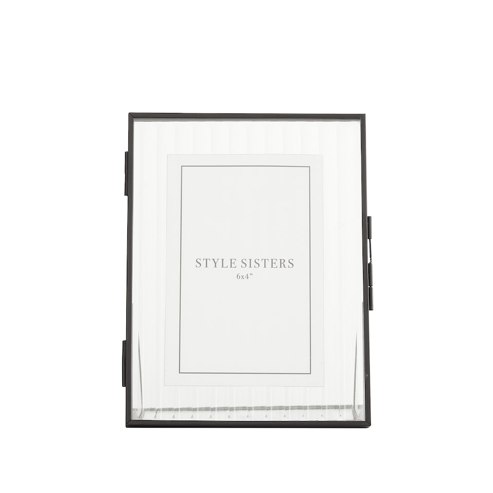 image 1 of Style Sisters Glass/ Metal Photo Frame 4x6"