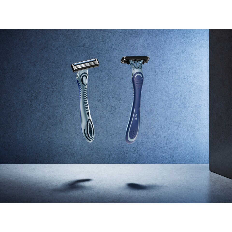 image 1 of Bic Flex3 Triple Blade Razors 4 Pack