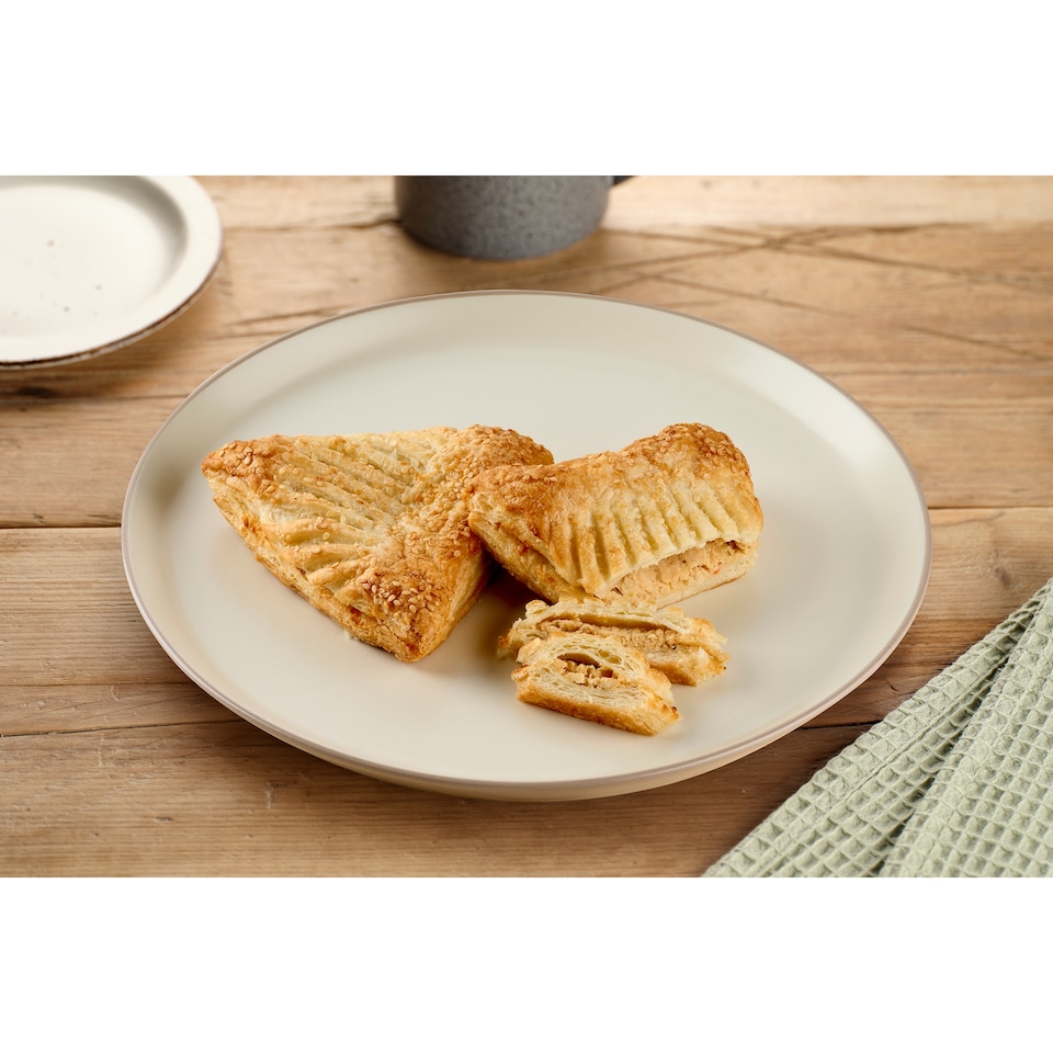 image 1 of Tesco Chicken Triangle 86g
