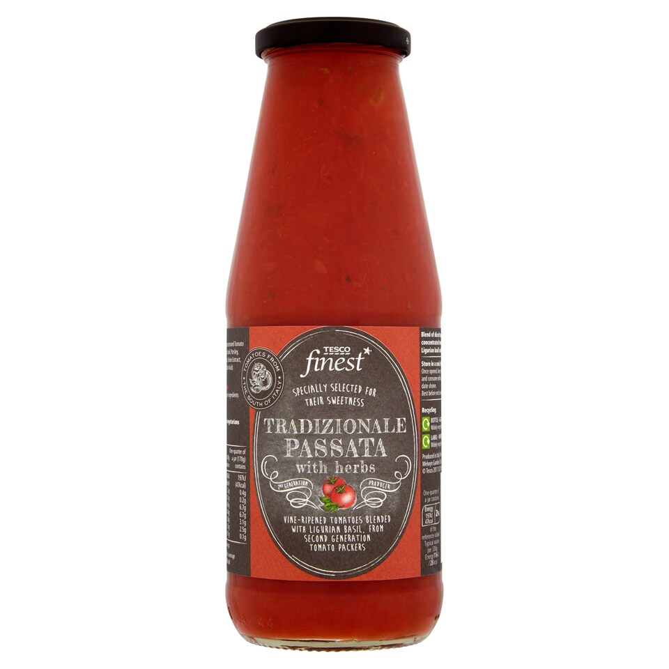 Tesco Finest Traditional Passata With Herbs 680G