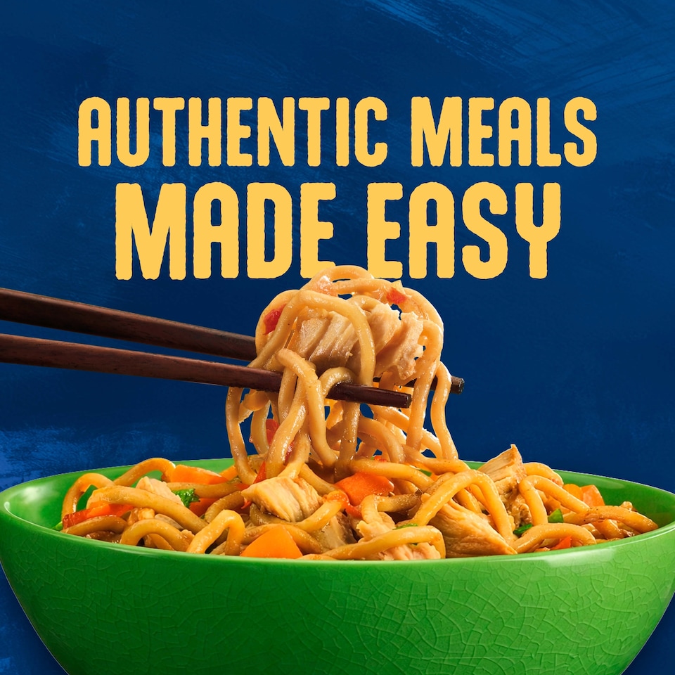 image 1 of Blue Dragon Chicken Chow Mein Noodles Ready Meal 250g
