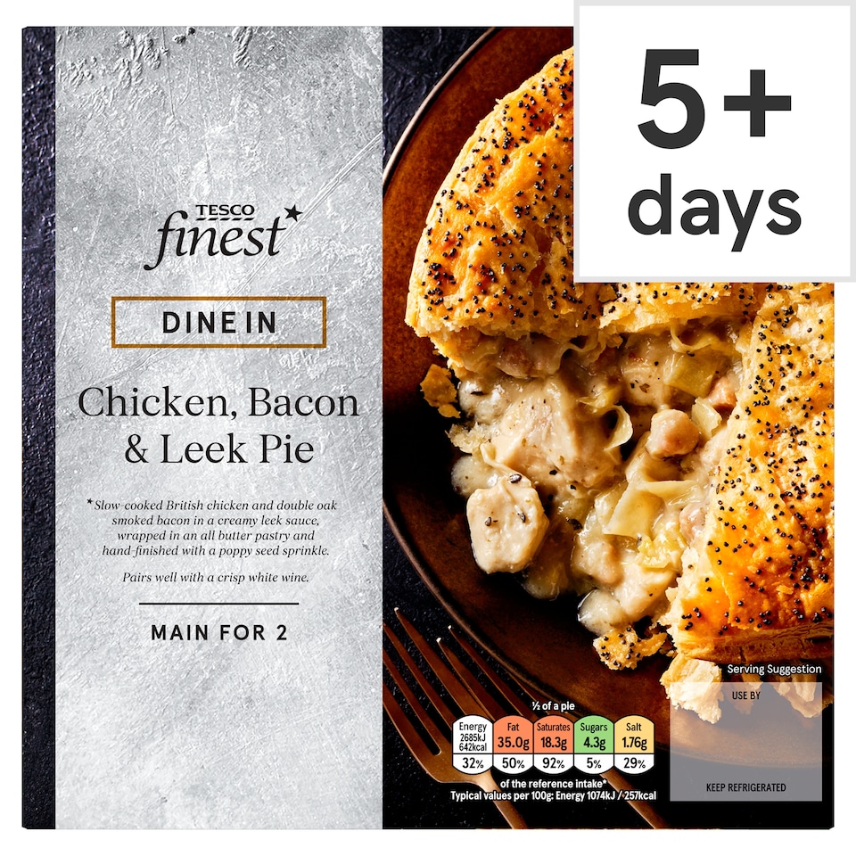 Tesco Finest Dine In Creamy Chicken, Bacon & Leek Pie 500g