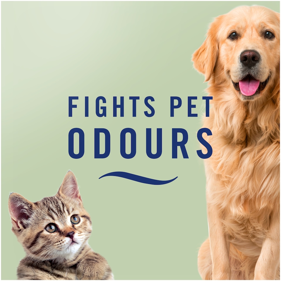 image 1 of Febreze 3Volution Plug-In Air Freshener Refill - Pet Odour 20ml