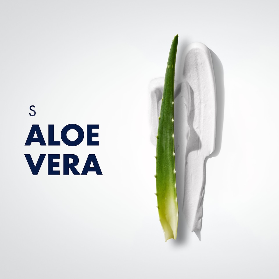 image 1 of Gillette Series Upokojujúca Pena Na Holenie S Aloe Vera, 200ml