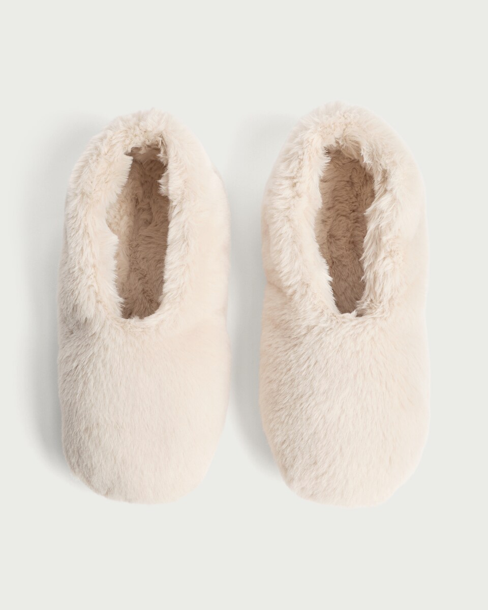 image 1 of F&F Faux Fur Fleece Lined Slipper Socks in Neutral