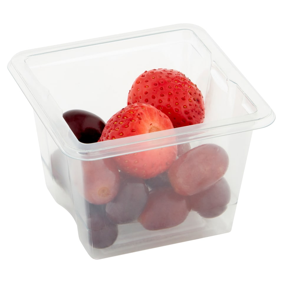image 1 of Tesco Grapes & Strawberries 115G