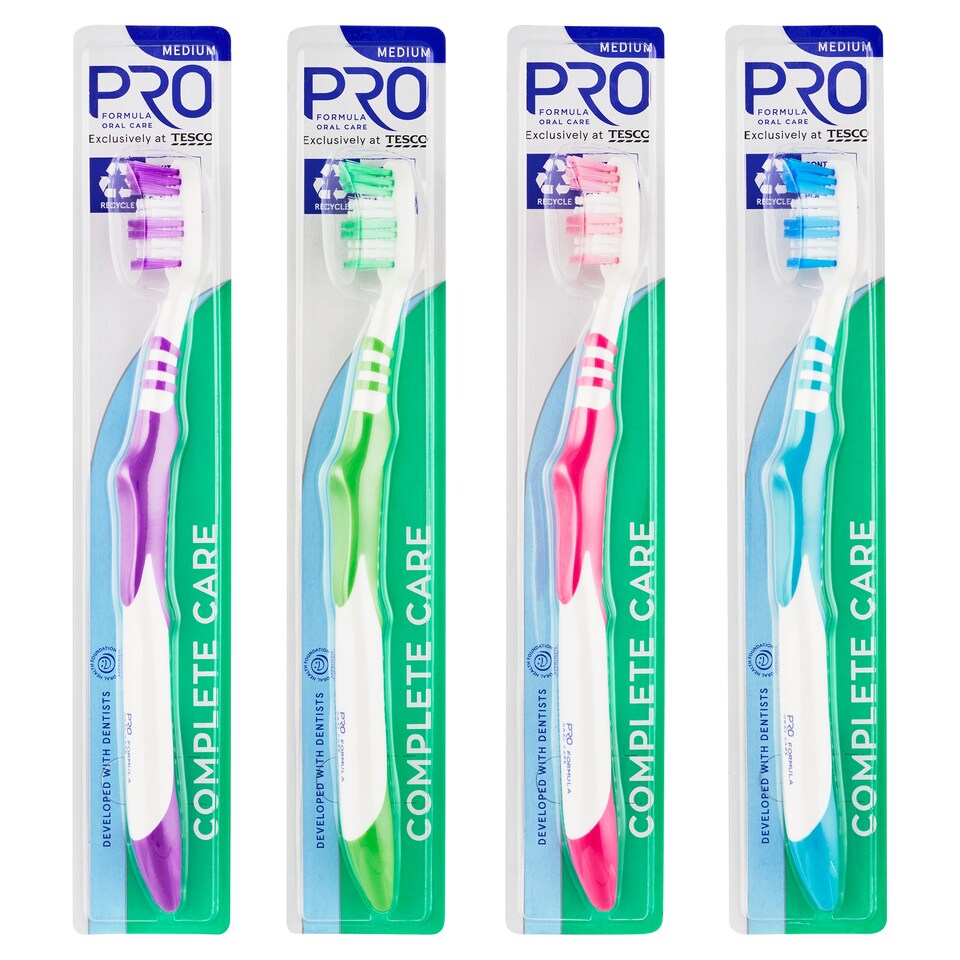Pro Formula Medium Flexible Neck Toothbrush