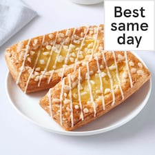 Tesco Finest 2 Sicilian Lemon Meringue Pastries