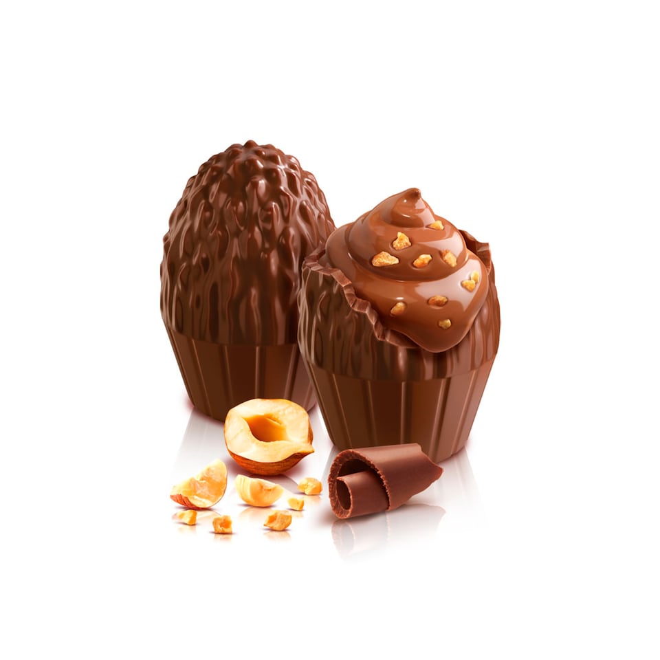 image 1 of Ferrero Rocher Golden Winter Moments Milk Chocolate & Hazelnut 90g