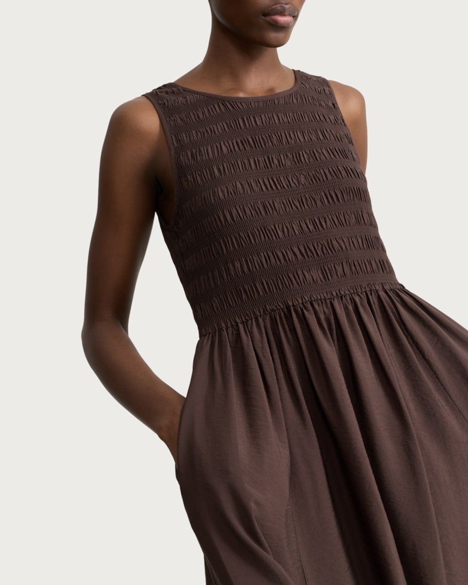 image 1 of F&F Shirred Sleeveless Midi Dress in Chocolate