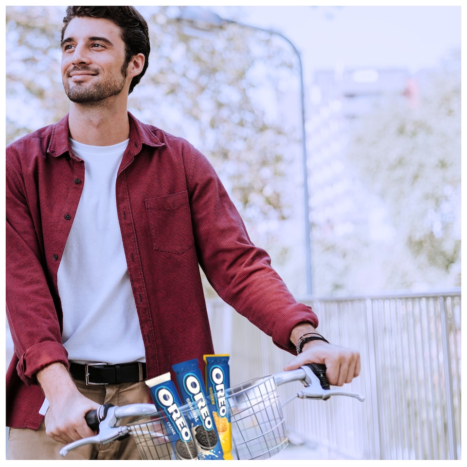 image 1 of Oreo Double Stuff Cookie Chocolate Sandwich Biscuits 157g