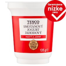 Tesco Smotanový jogurt jahodový 135 g
