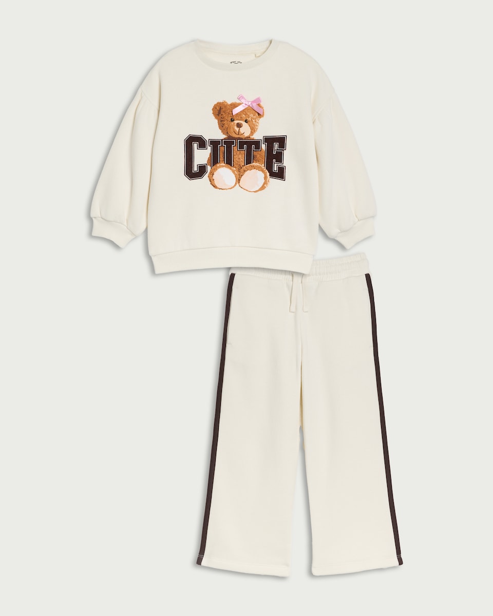 image 1 of F&F Girls Cotton Rich Cute Bear Sweatshirt and Joggers Set in Cream