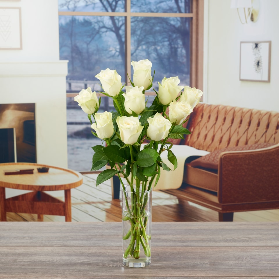 image 1 of Tesco Small White Roses Bouquet